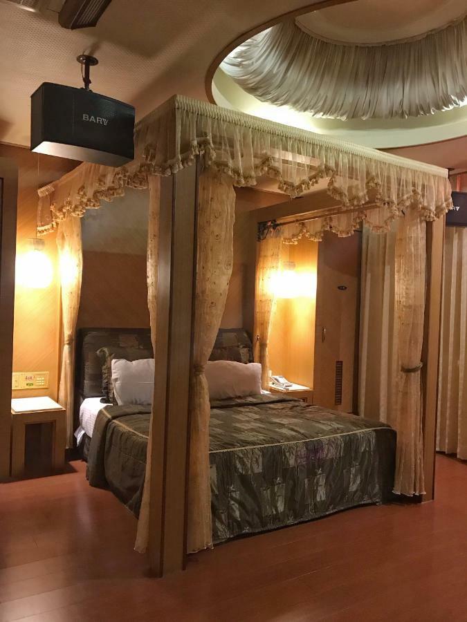 Daniel Spa Motel Pingzhen Eksteriør bilde